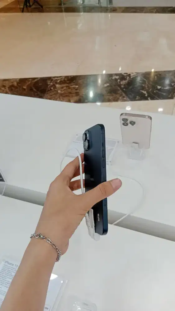 Cicilan iphone 15 plus