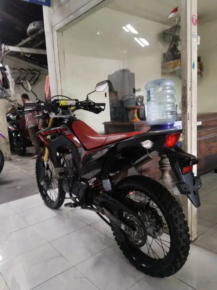 Honda CRF. 150 CC thn 2023 cash. Bali dharma motor