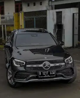{CASH}Mercedes Benz Mercy Glc 200