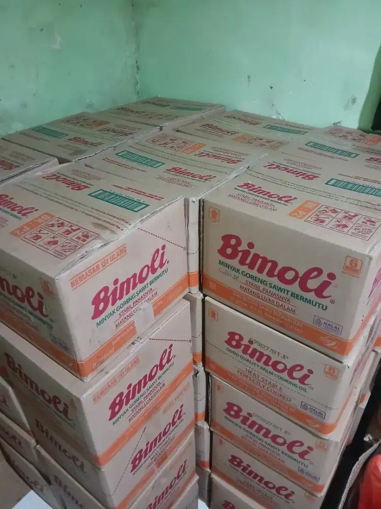 Minyak Bimoli & Sania 2L isi 6 pcs