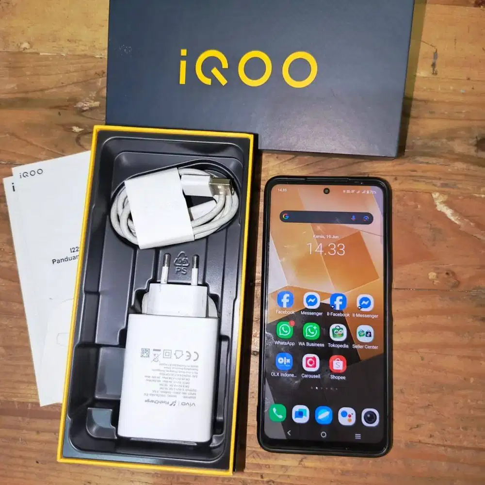 HP Gaming IQOO Z7x 5G Ram 8 GB / 128 GB Fullset