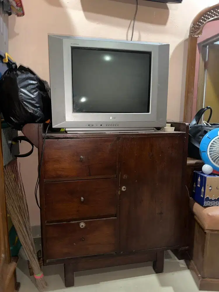 Meja TV Lemari jati asli