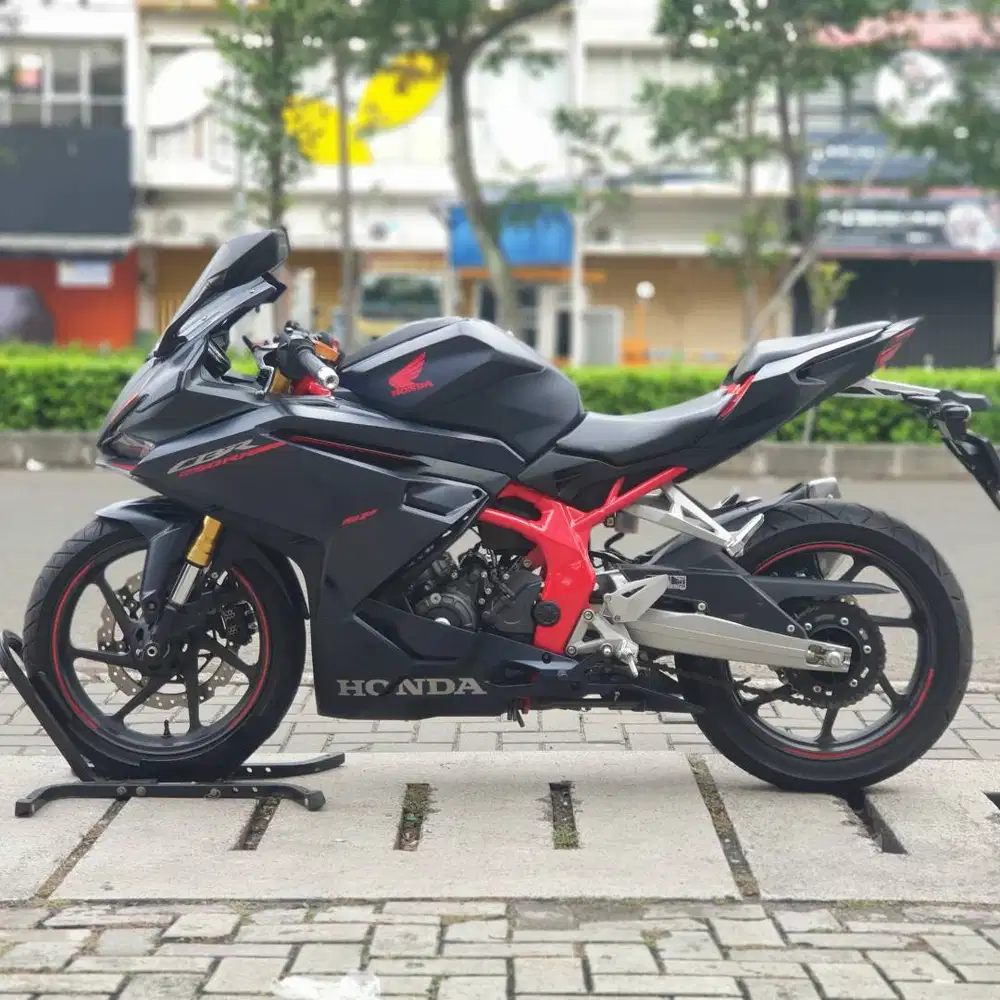 HONDA NEW CBR 250RR ABS SP BIRU 2023 KM 8K PAJAK PANJANG FULL MULUS