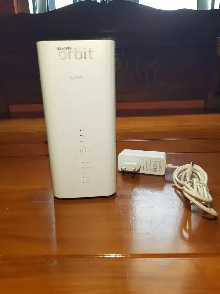 Home router telkomsel orbit max s B818 260