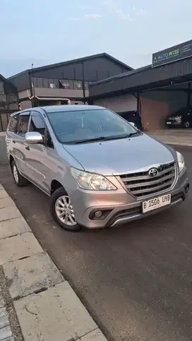 (UNIT LANGKA JUAL MURAH)Toyota Kijang Innova 2.0 E AT Bensin – 2014