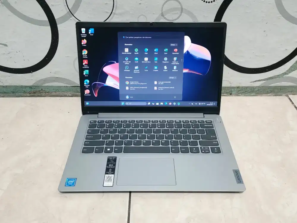 Laptop Lenovo Ideapad Slim 1i •INTEL CELERON •SSD 512GB •8GB •MULUS •