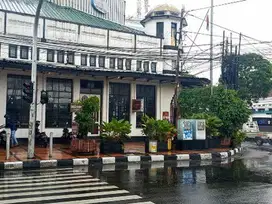 Jual/Sewa Ruko di Jalan Asia Afrika Bandung/Braga , Hoek akses strategis dan komersil , LANGKA DAN JARANG ADA !