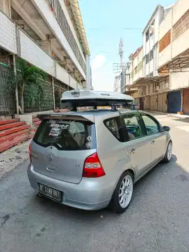 Nissan Livina 2009 Bensin
