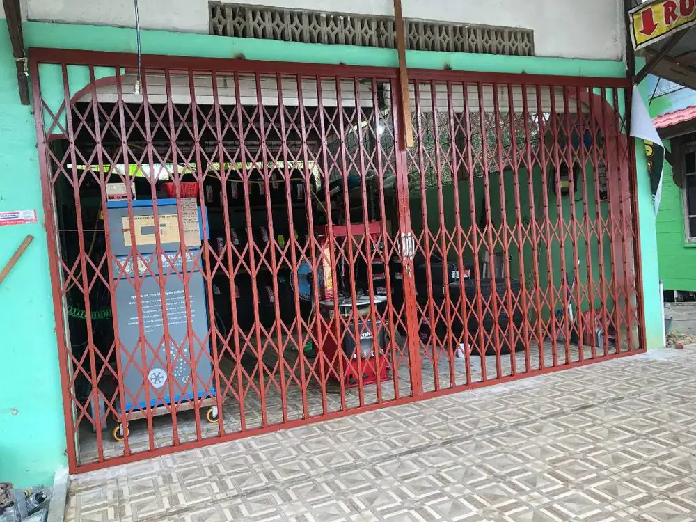 Pintu Harmonika Tanpa dan Pkai daun Surabaya