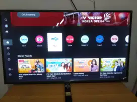 99% TCL 40 inch smart tv digital+Netflix