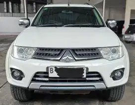 Mitsubishi Pajero Exceed AT Matic 2015 Putih Mulus Siap Pakai