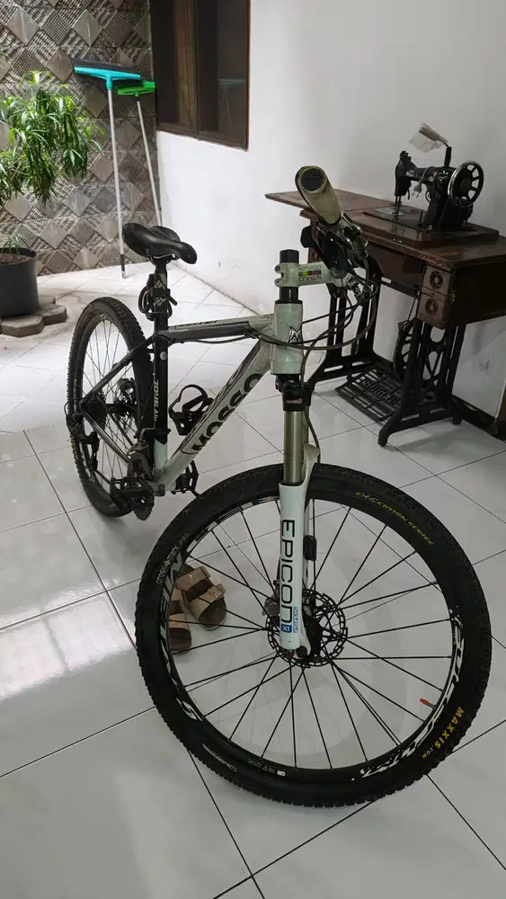 MTB Hardtail Mosso 691TB7 Custom Build - Premium Parts