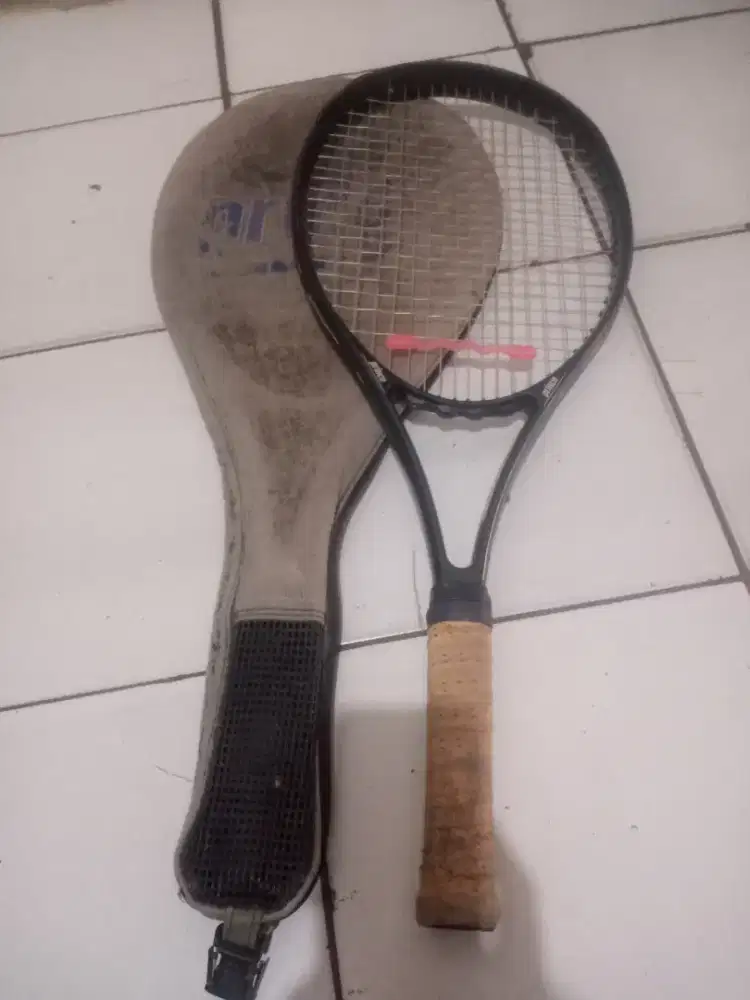 Raket tenis Prince