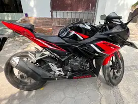 Honda CBR 150 2020 – KM Rendah, Ban Pirelli, Mulus Seperti Baru!
