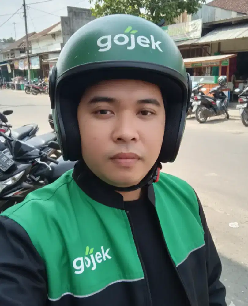 Jasa ojek untuk kerja