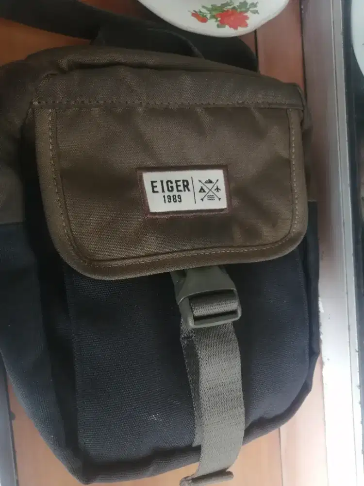 Jual tas Eiger jarang pakai