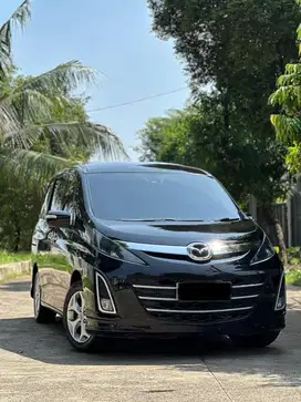 Mazda Biante 2.0 L 2013