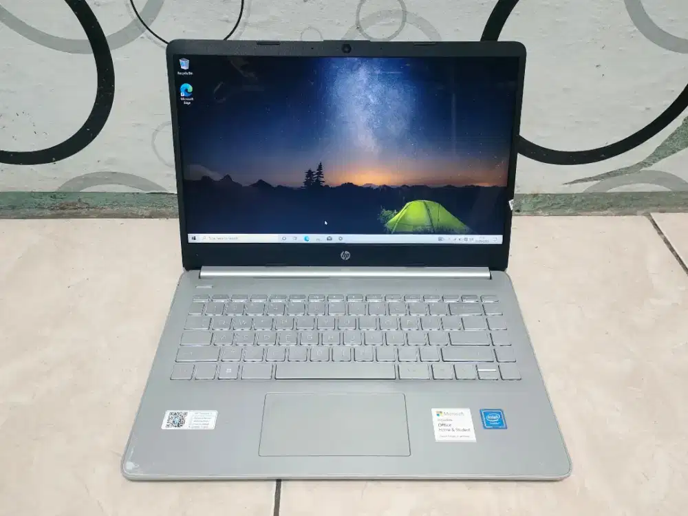 Laptop HP 14S -dq0508tu -SSD 256GB -4GB -CELERON N4120  -MULUS -