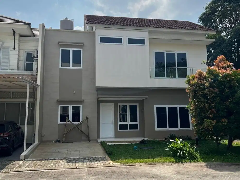 Rumah 2.5lantai SHGB Luas 108 Siap Huni Dalam Cluster Di BSD Tangerang