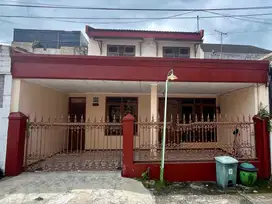 Dijual murah rumah 2 lt full renovasi danau maninjau sawojajar