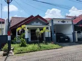 Dijual rumah lokasi PBI araya malang