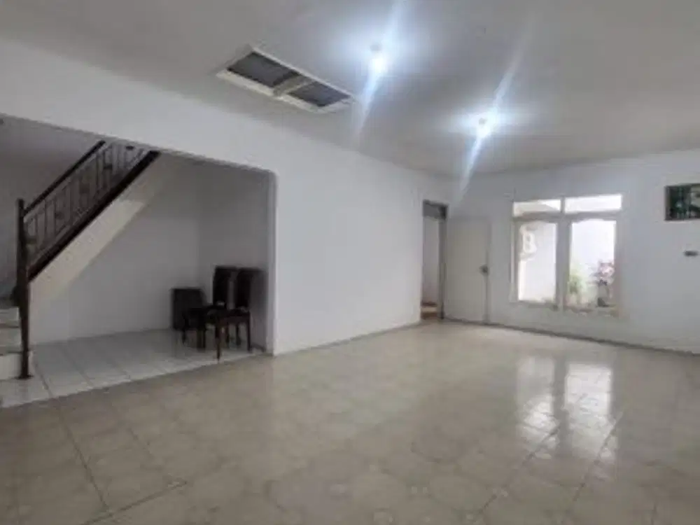 Dijual Rumah 2 Lantai Luas Tanah 225m2 Sudah, Siap Huni Bandung