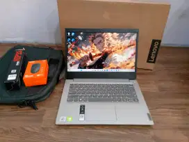 Laptop LENOVO 81WA Processor Intel core i3-10110U  RAM 4 SSD 512