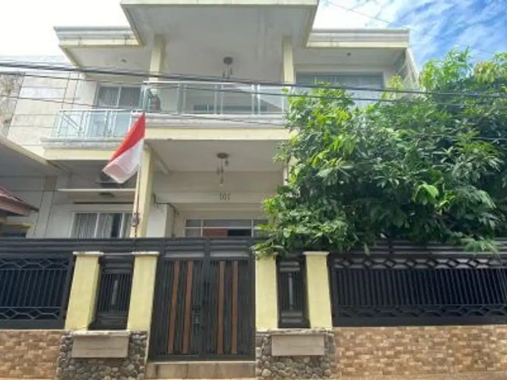 Dijual Rumah Siap Huni 2 Lantai, 7 Kamar, Area Swantantra Bekasi