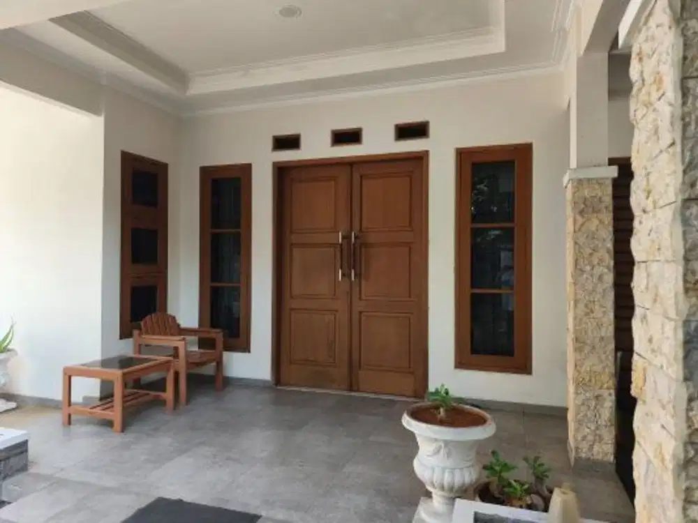 Dijual Rumah di Pejaten, Luas Tanah 378m2, Pejaten Jakarta Selatan