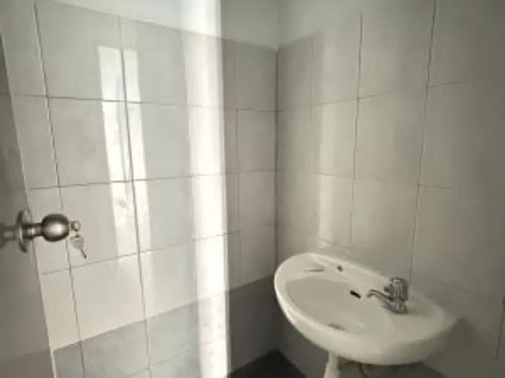 Dijual Ruko 3 Lantai, Cocok Untuk Kantor, Klinik, Kuliner, di Jababeka