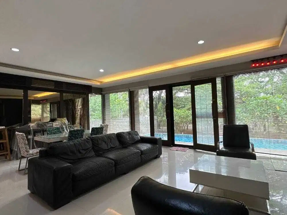 Jual Kaget rumah mewah Grand Canyon The Green BSD Pool Pribadi