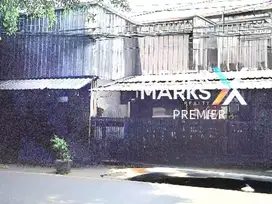 DISEWAKAN RUMAH MAKAN SIAP PAKAI DI GALUNGGUNG MALANG