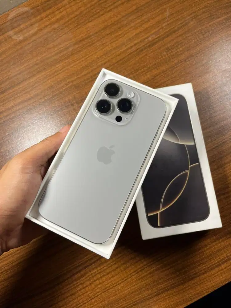 Iphone 16 Pro 128gb iBox natural. Terima tukar tambah