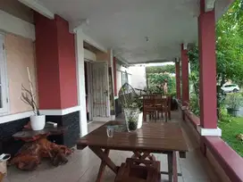 Rumah Mewah dan Asri Kawasan Elit di Kota Baru Parahyangan