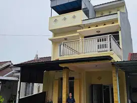 Rumah Bebas Banjir di Cluster Harmoni, Bekasi