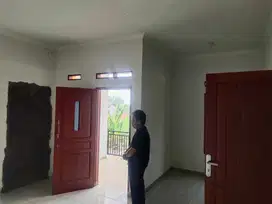 Rumah di Cikande Bandung Barat, Bagus 3 Lantai Siap Huni