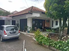 Rumah Dekat RS Santosa dan Gerbang Tol Pasteur