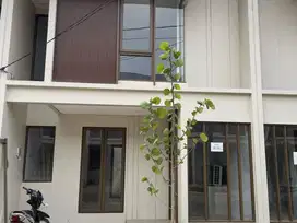 Jual Rumah Springhill Yume Lagoon Cisauk Berbatasan dengan BSD city