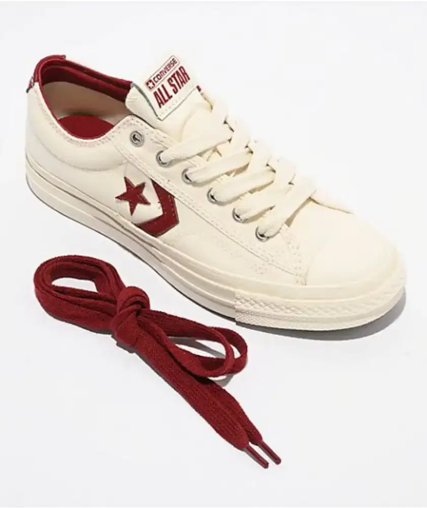 Sepatu Converse one star