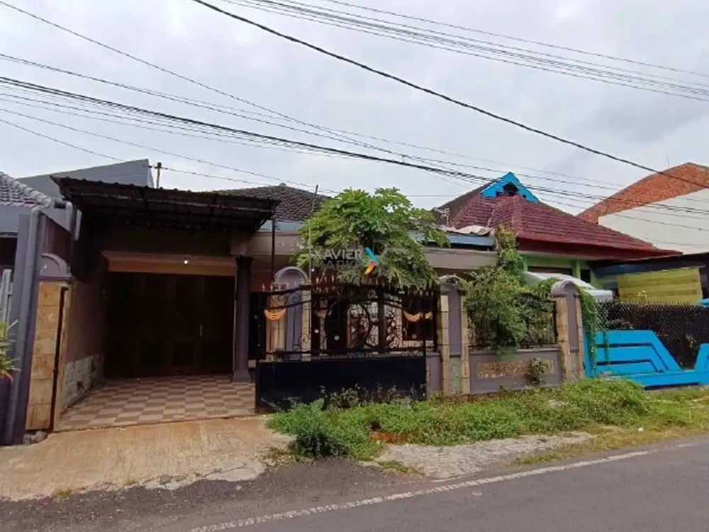 Dijual Rumah Semi Furnish Lokasi Strategis di Candi - candi, Malang