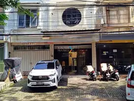 Disewakan Ruko Terawat Lokasi Strategis di Poros Jl. Sawojajar, Malang