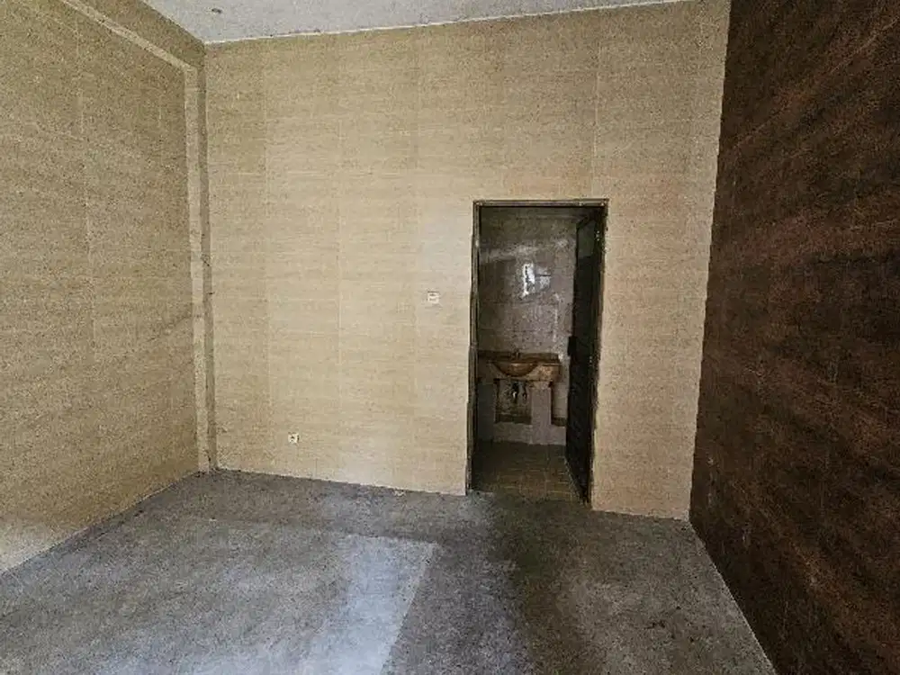 Bangunan cocok untuk gudang atau fitnes center