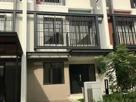 DI JUAL CEPAT RUMAH BARU CLUSTER LEONORA di Symphonia Gading Serpong