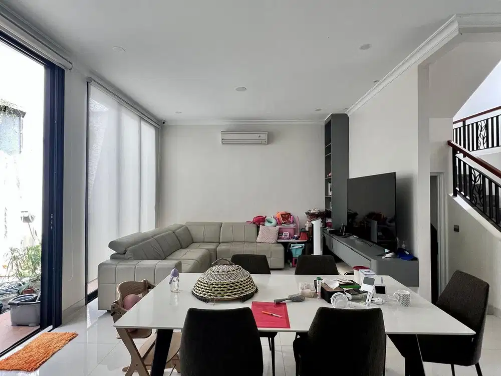 DI JUAL CEPAT RUMAH SIAP HUNI CLUSTER VOLTA SCIENTIA di Gading Serpong
