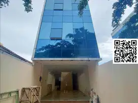 Jual atau Sewa! Ruko Strategis di Pancoran Jakarta Selatan, 300 m²