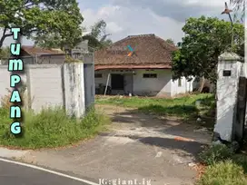 Tanah bonus rumah ternak ayam petelur di raya Bokor Tumpang Malang