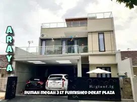 Rumah Mewah 3 Lt Furnished dekat Plaza di Araya Blimbing Malang
