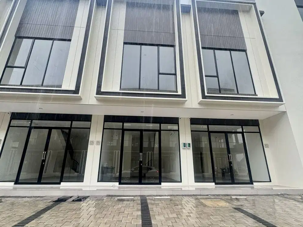 DISEWA CEPAT RUKO BARU SIAP PAKAI SORRENTO GRANDE di Gading Serpong
