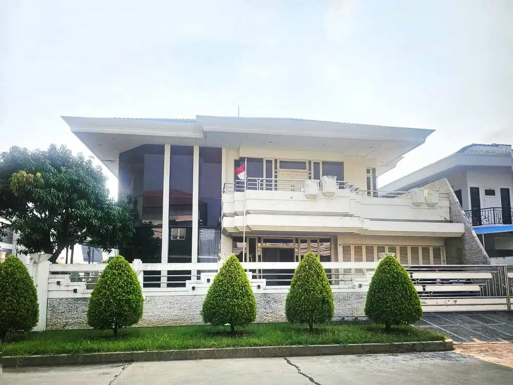 Rumah Mewah 516 m² di Pluit Putri Penjaringan – Hook, Siap Huni