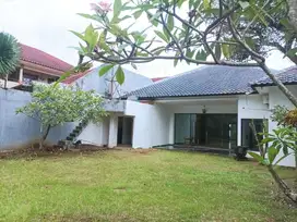 Dijual rumah mewah di Bukit Dieng Malang